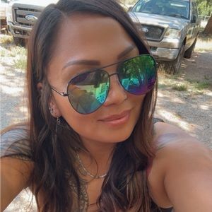 Meet your Posher, Kyndra